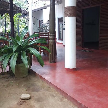 Julie Guest House Tangalle Zewnętrze zdjęcie