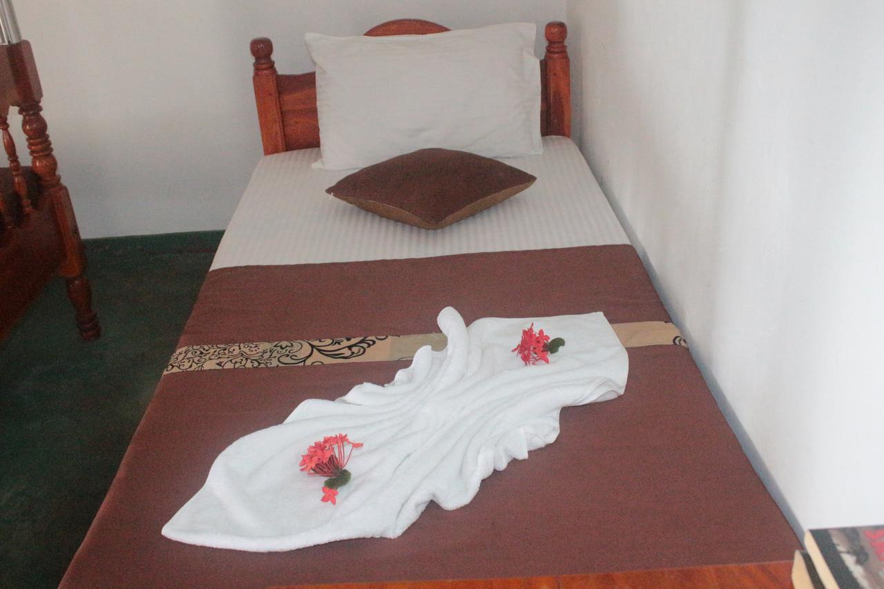 Julie Guest House Tangalle Zewnętrze zdjęcie