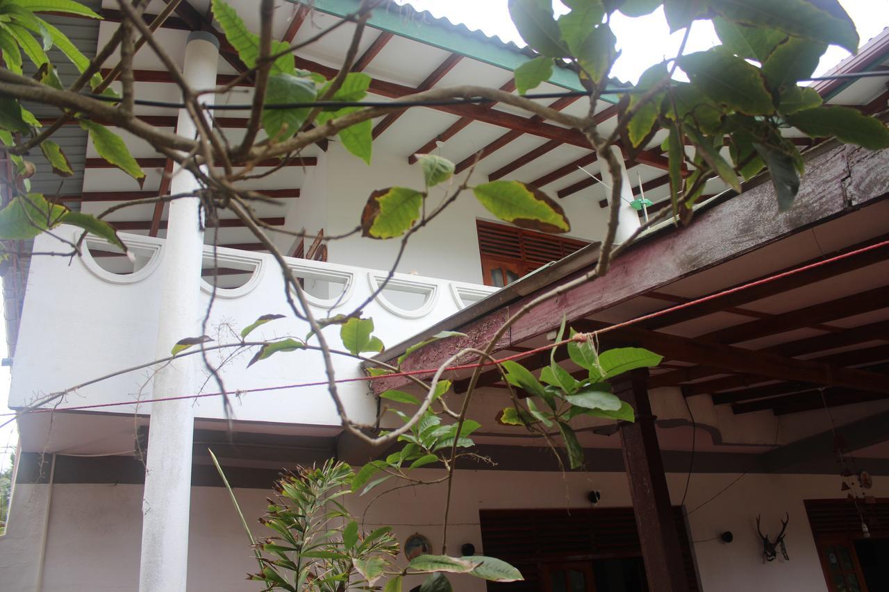 Julie Guest House Tangalle Zewnętrze zdjęcie
