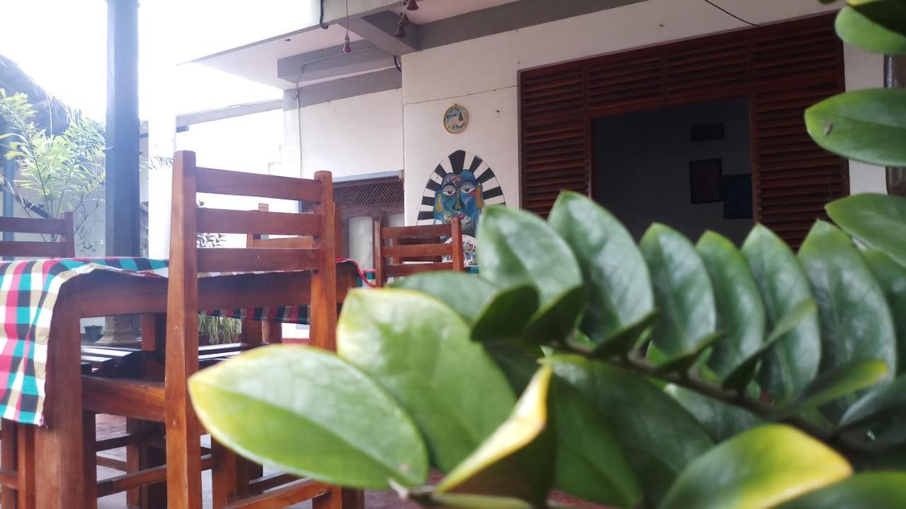 Julie Guest House Tangalle Zewnętrze zdjęcie