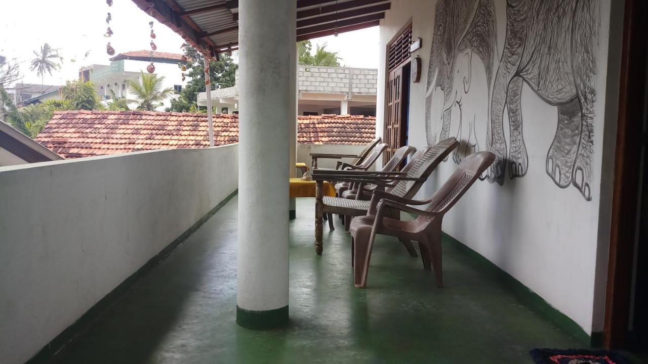 Julie Guest House Tangalle Zewnętrze zdjęcie
